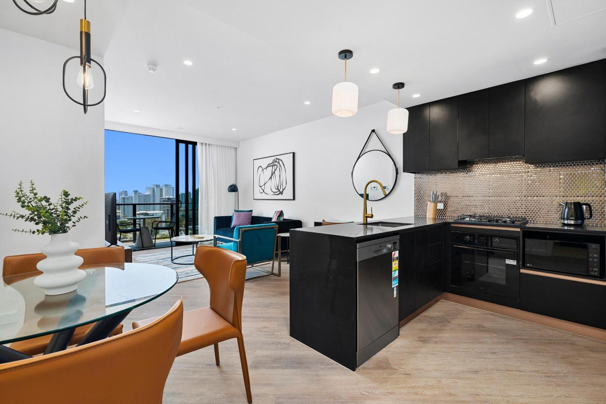 Tryp By Wyndham Southport Gold Coast Hotel Apartments Exterior photo